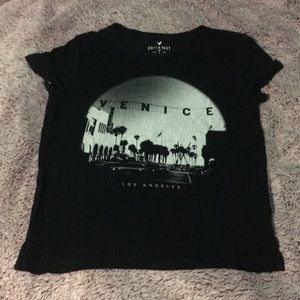 American Eagle t shirt